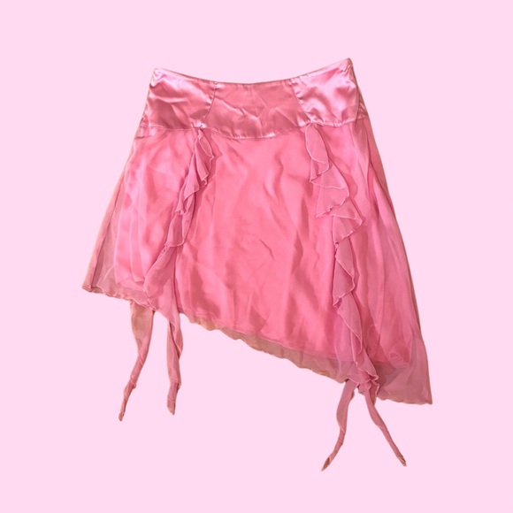 Vintage Asymmetrical Ruffle Skirt - Picture 2 of 3